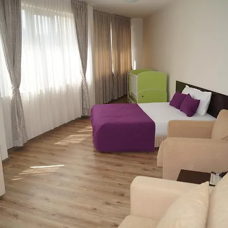 فندق Kardjali 3*