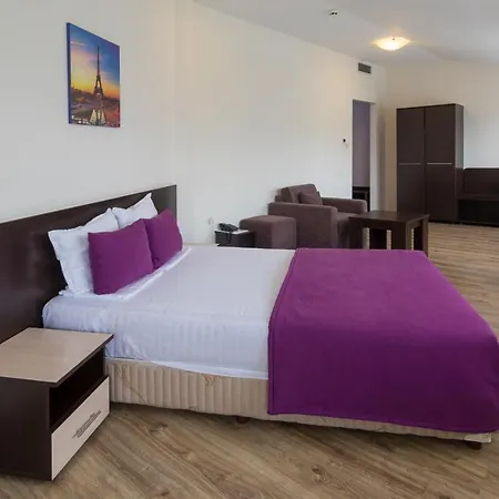 Kardjali 3* Kŭrdzhali