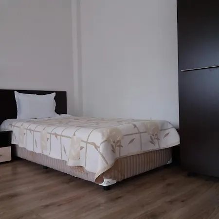 호텔 Kardjali 3*